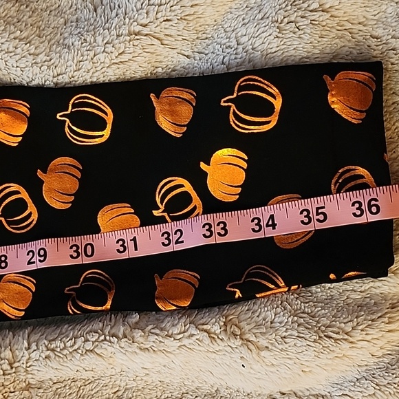 Pumpkin (S/M) Foil Black/Orange Halloween Leggings - Picture 8 of 10